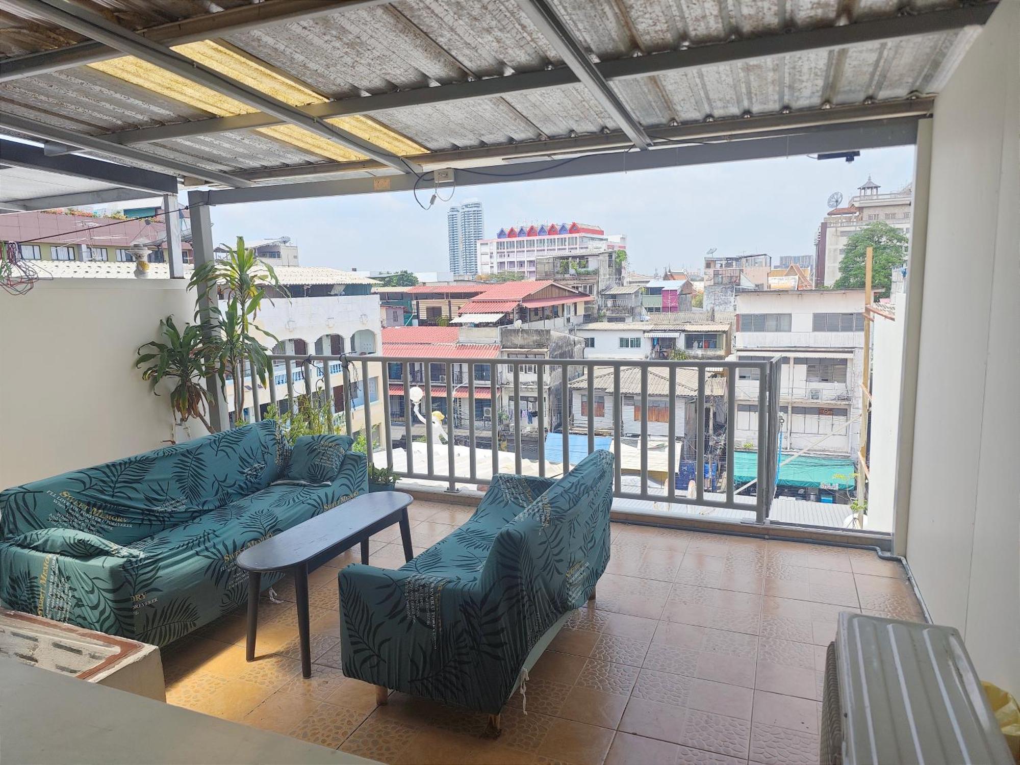 Panda Lodge Home Stay Bangkok Exteriör bild