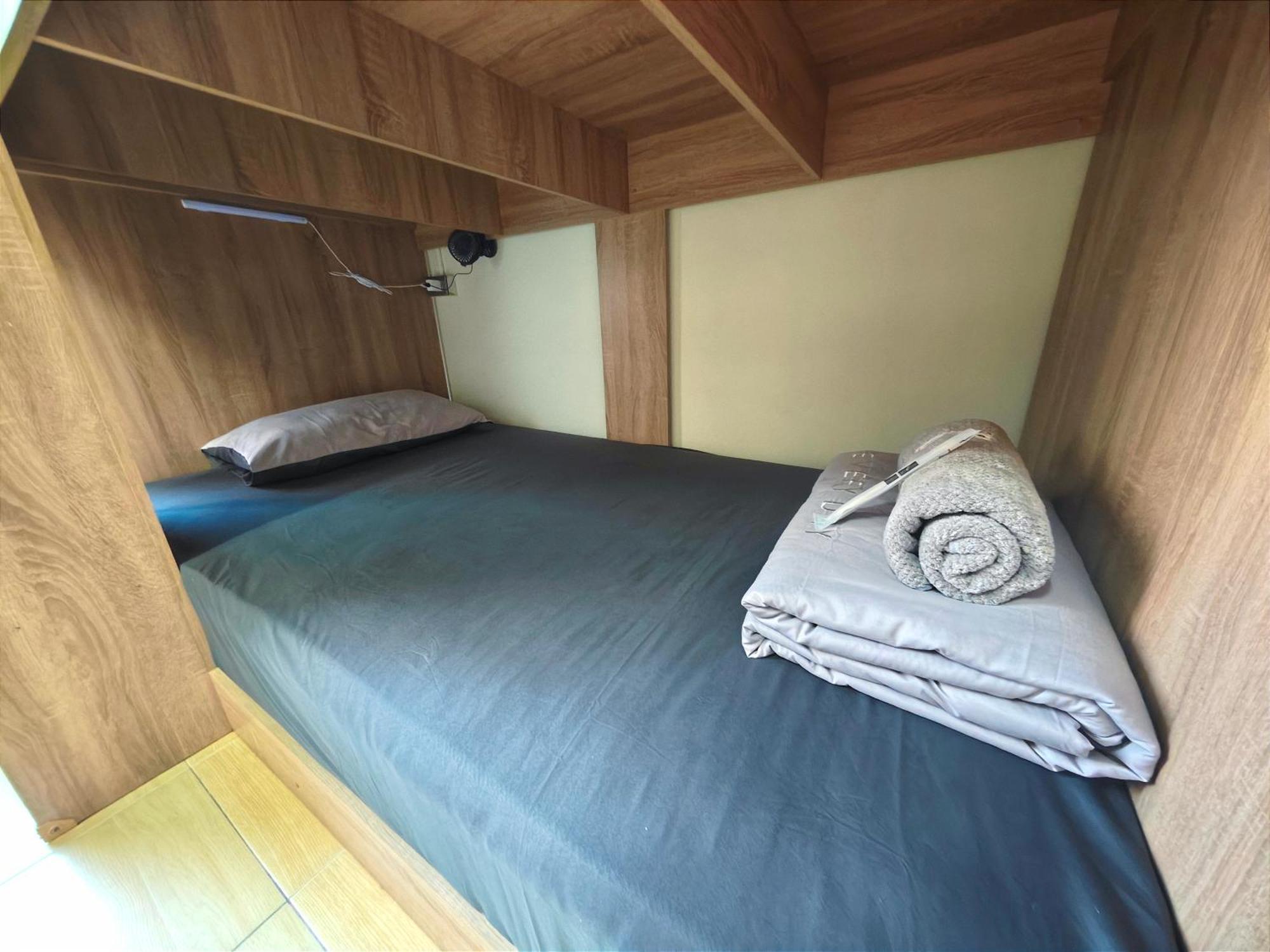Panda Lodge Home Stay Bangkok Rum bild